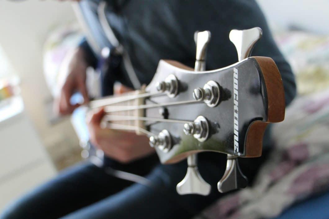 Los mejores riffs de bajo en la historia de la música