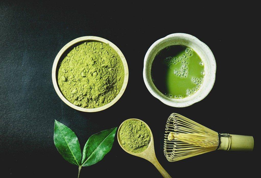 Utensilios de una ceremonia del té en Japón