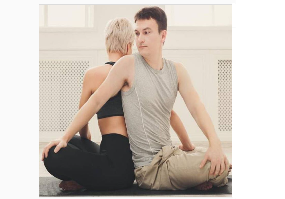 posiciones de yoga para dos