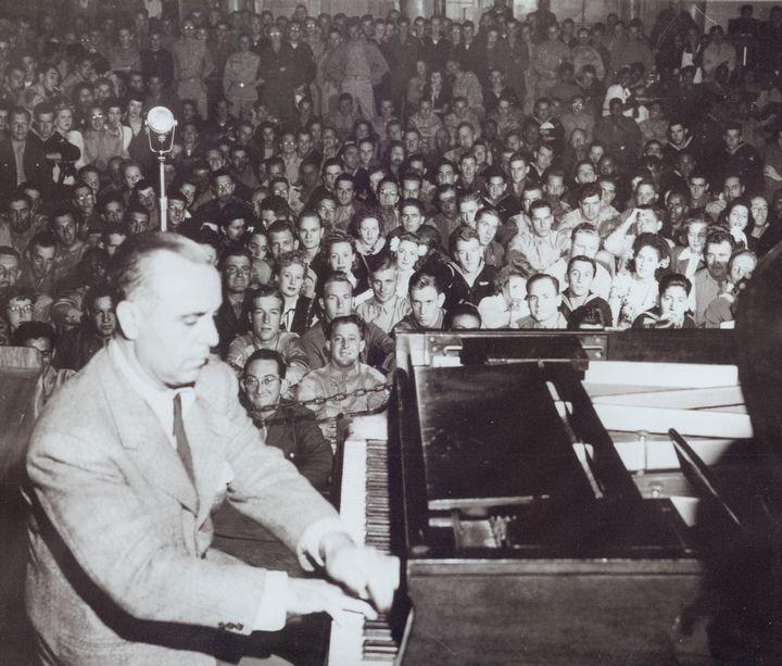 Nombres de pianistas y compositores españoles