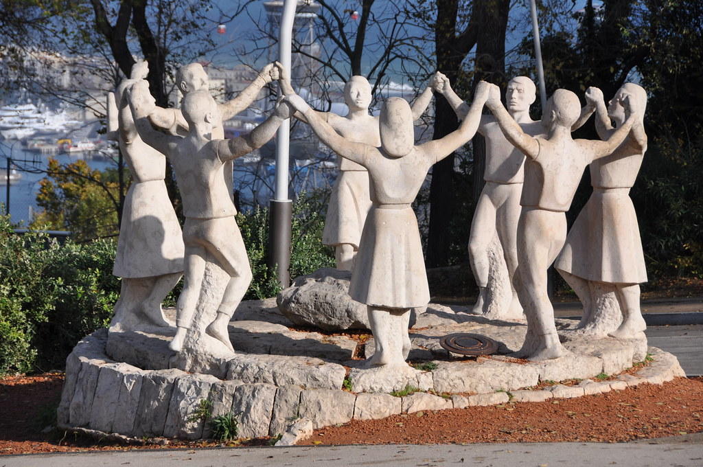 La creación de la sardana.