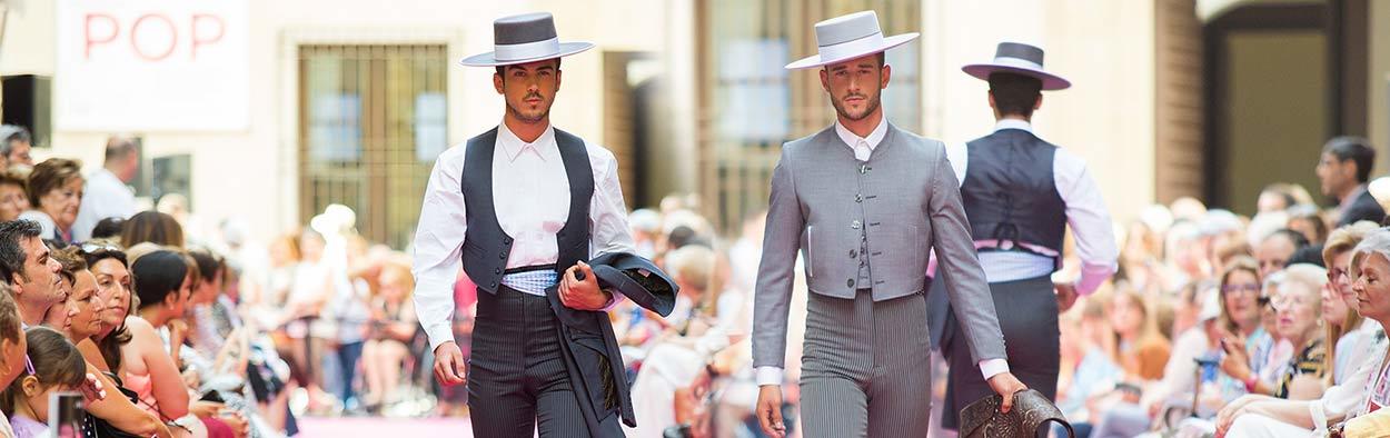 Cómo bailar sevillanas.