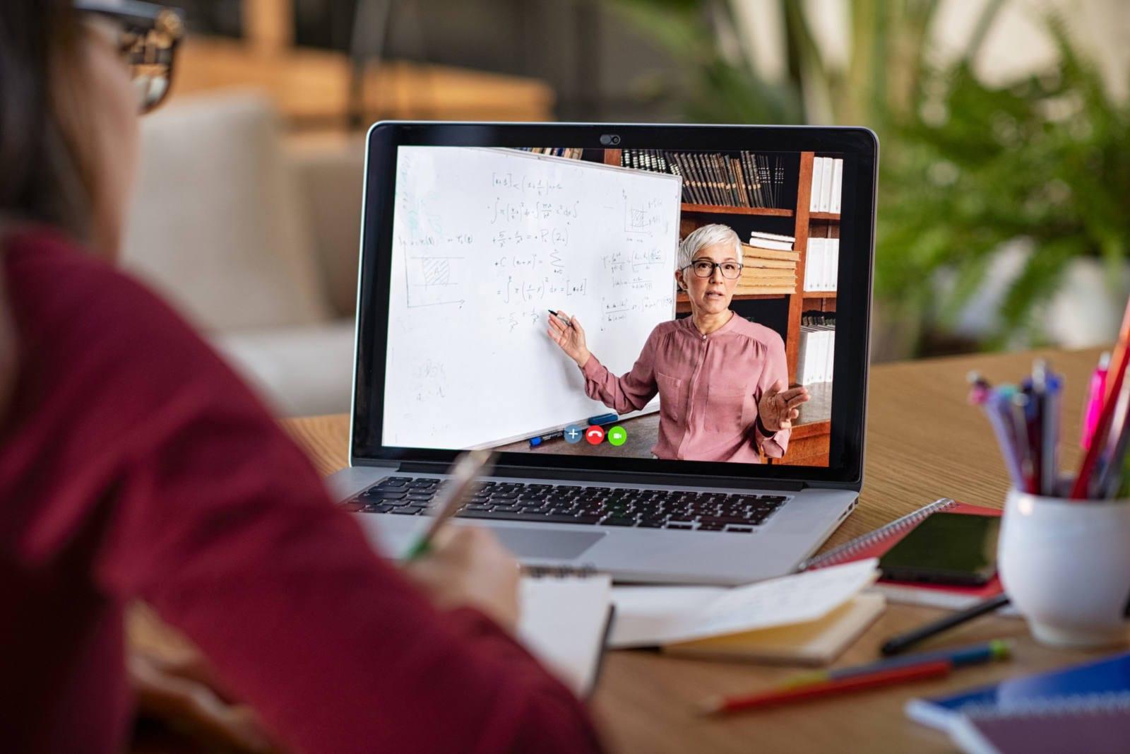profesor economia online