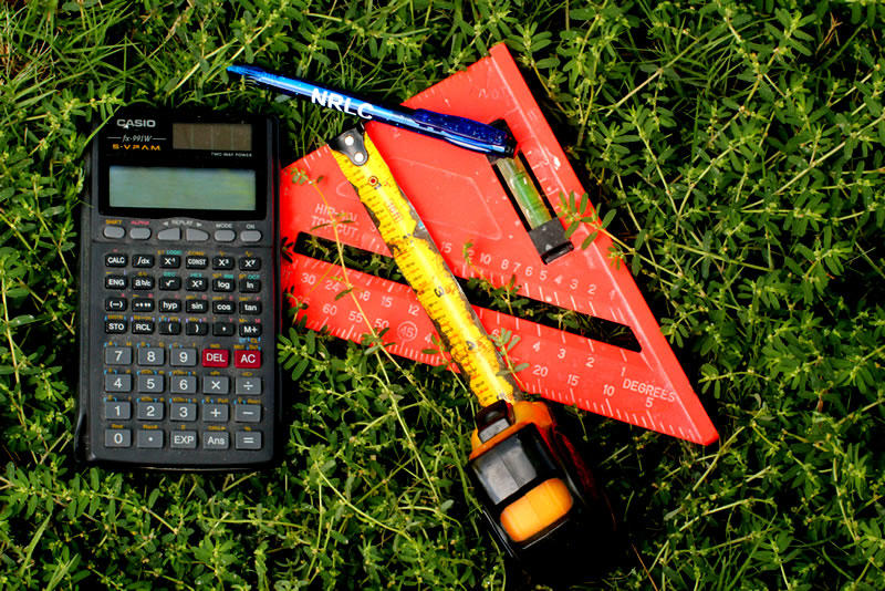 ¿Qué necesitas para trabajar en economía?