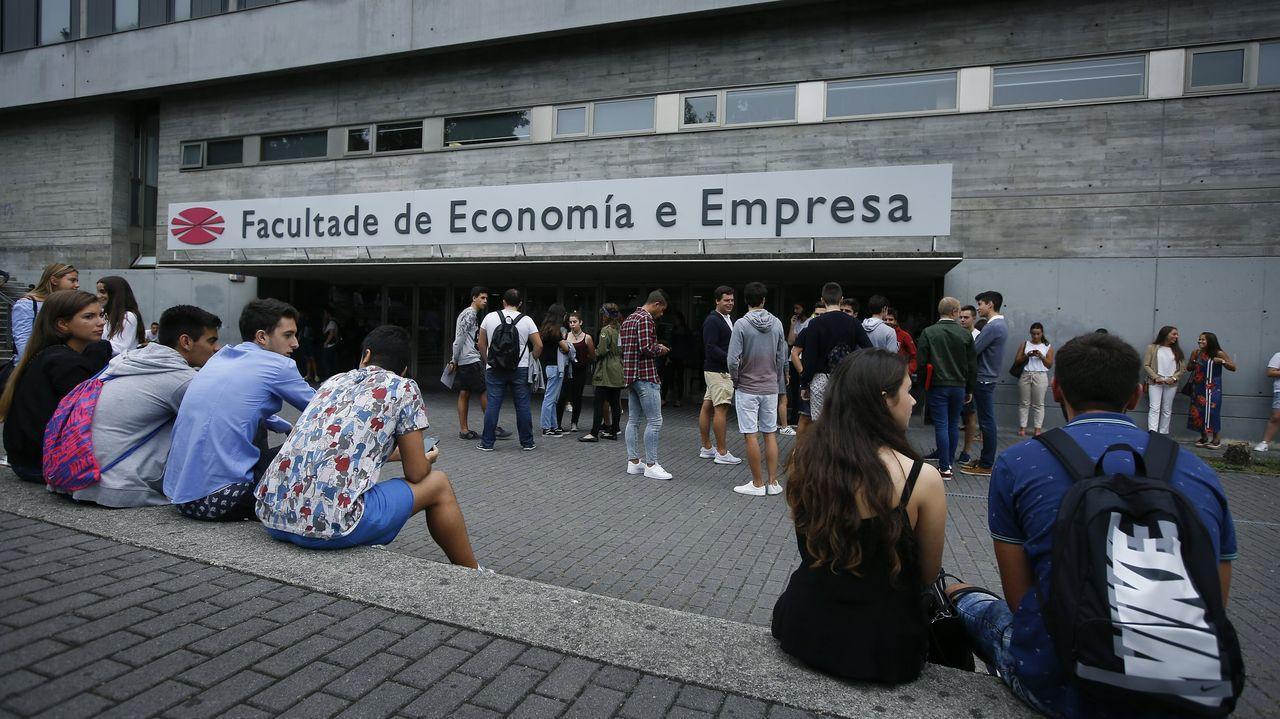 escuelas economía españa