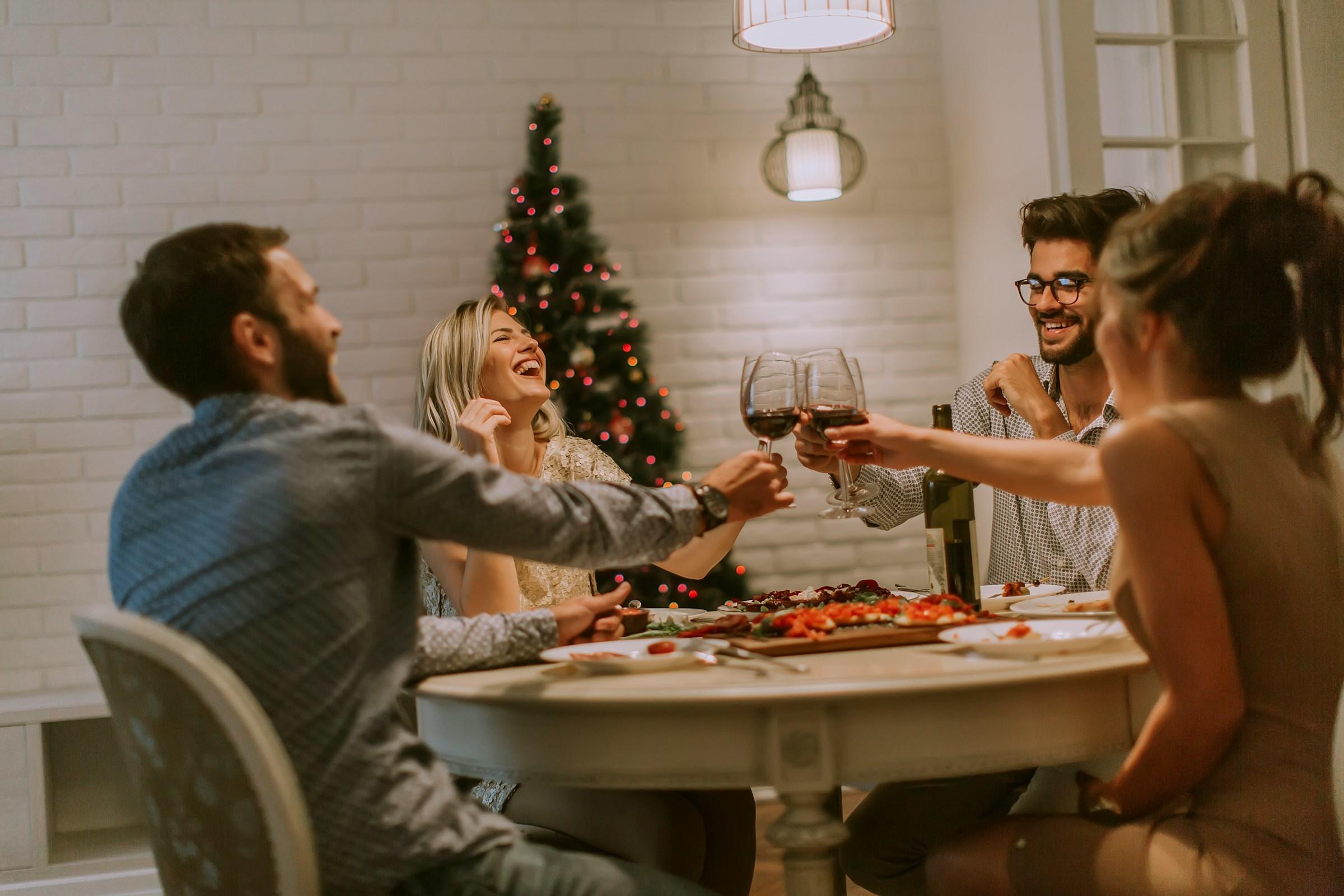Cena de Navidad entre amigos
