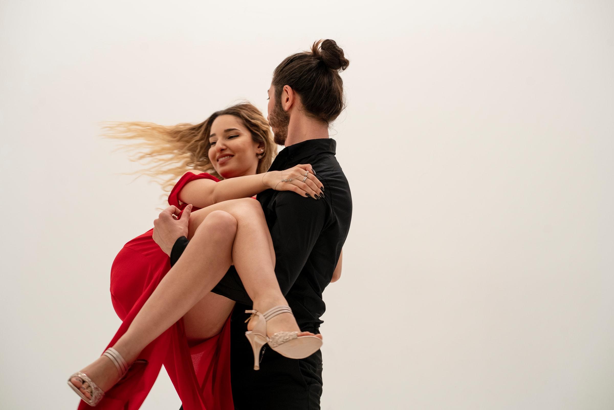 bailar tango en pareja
