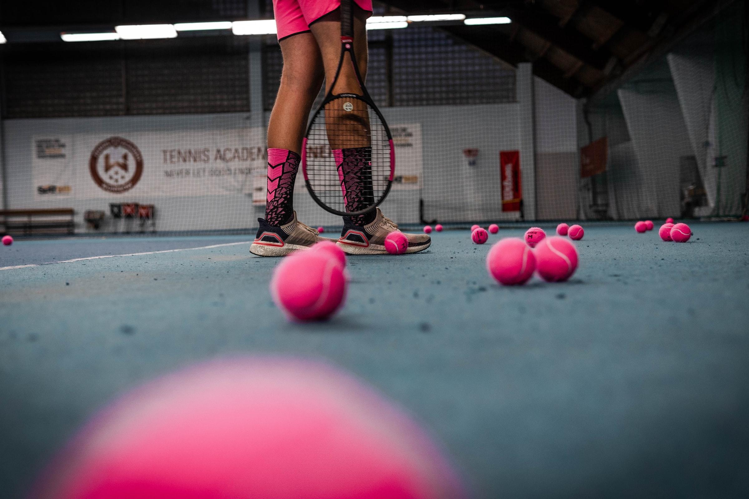 clase de tenis femenino