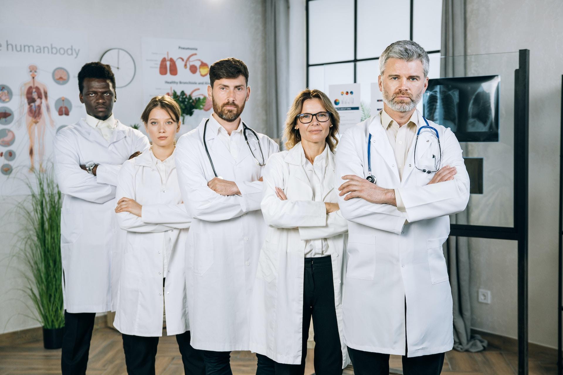 Grupo de médicos.