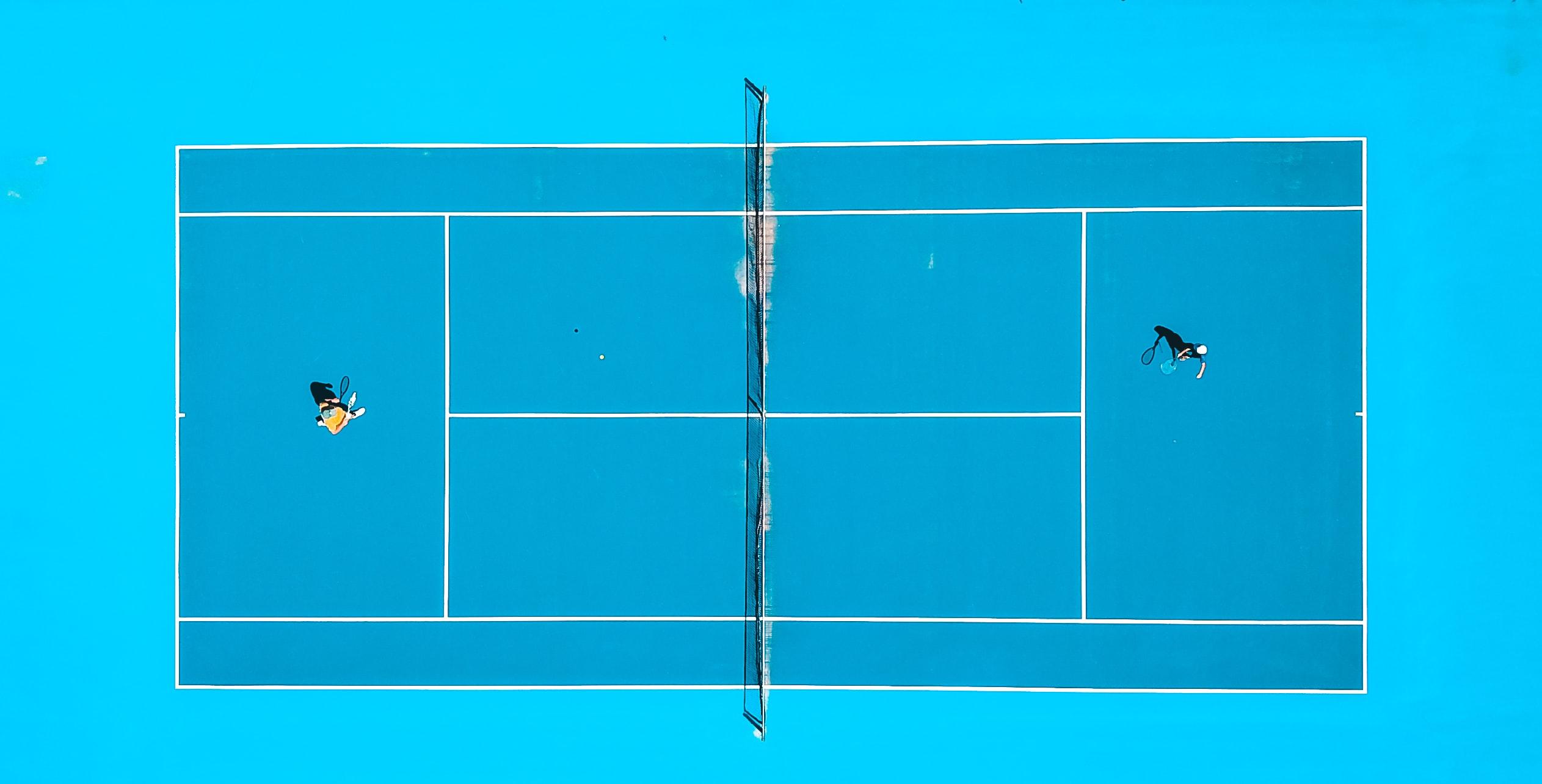 pista de tenis azul