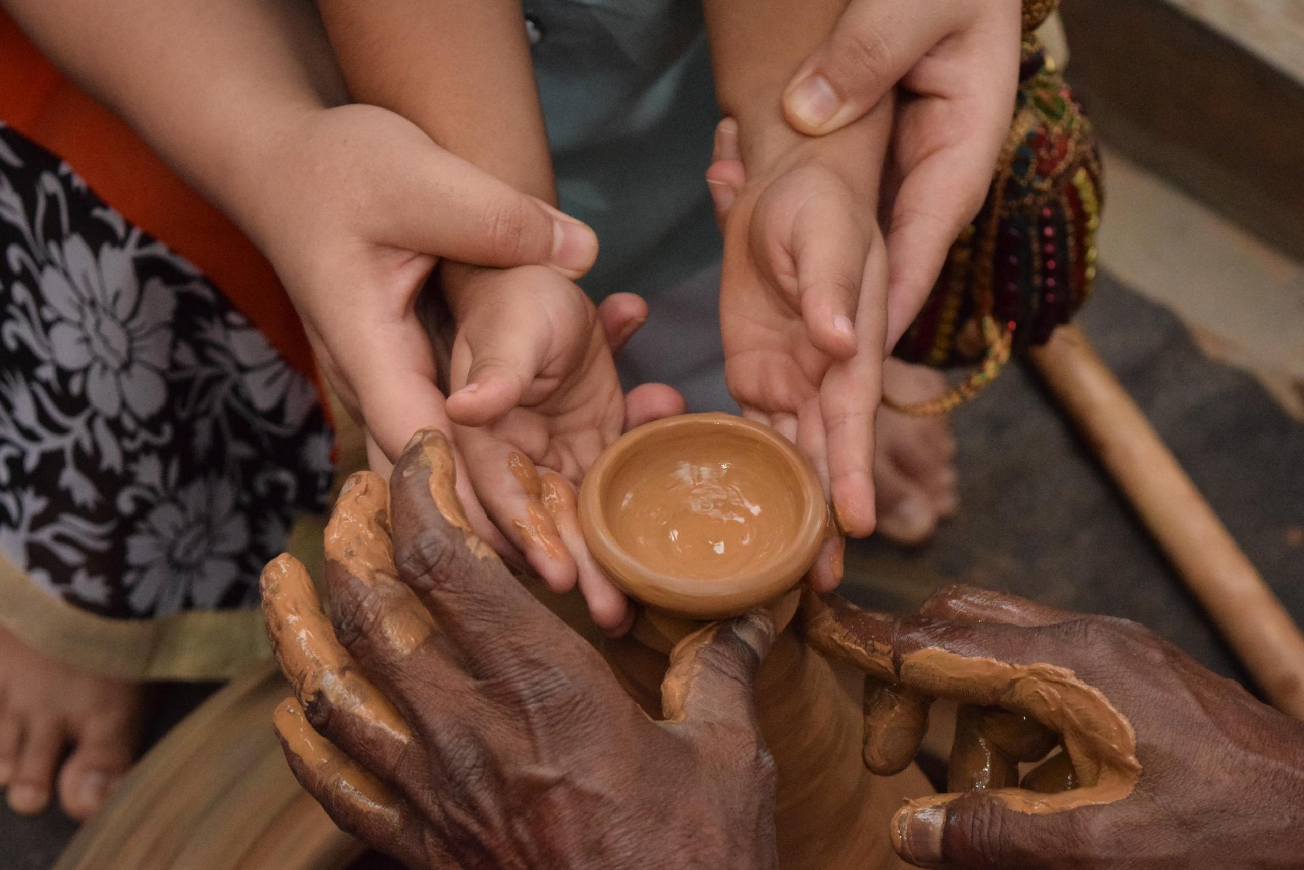 torno ceramica niños