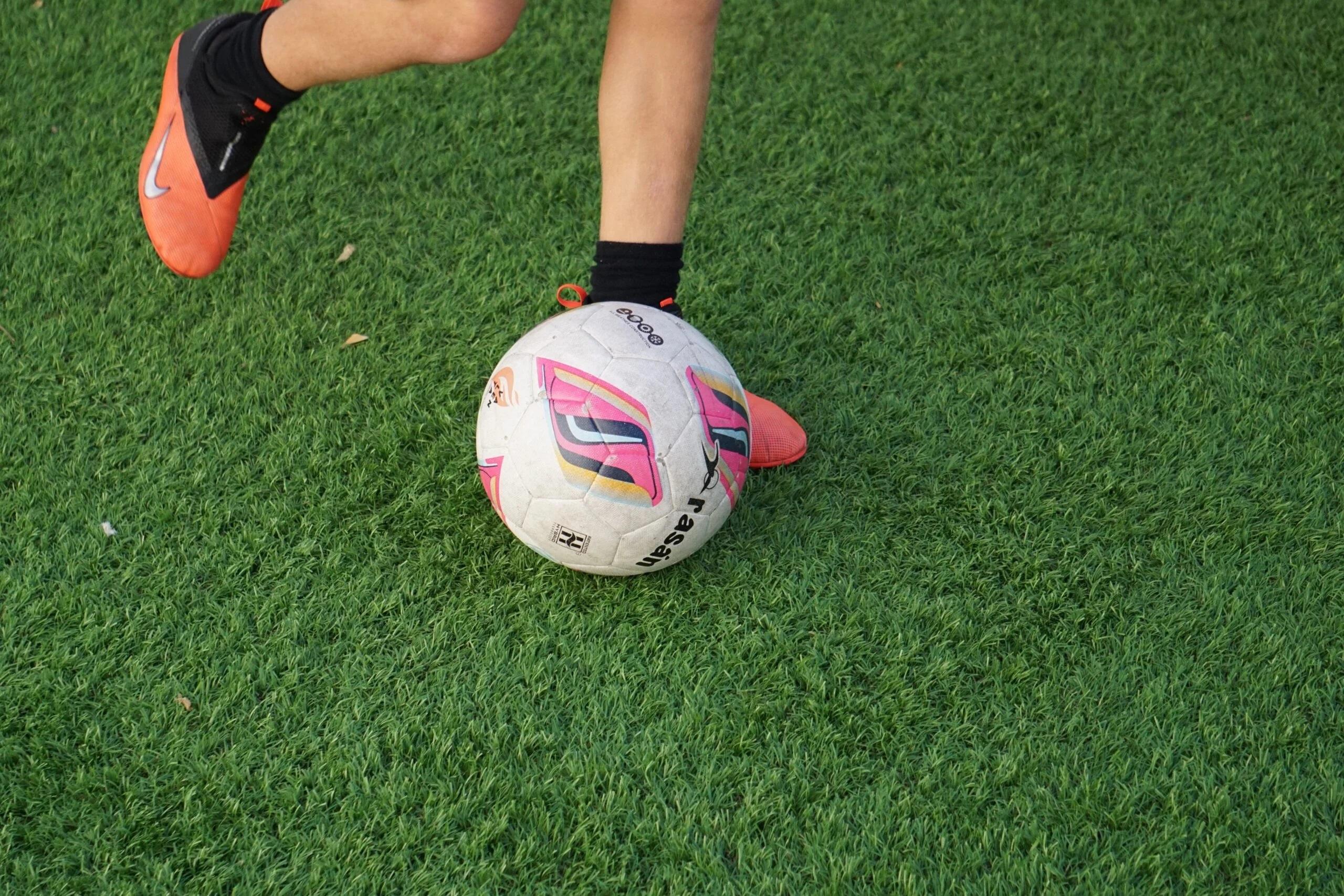 escuela de fútbol valencia precios