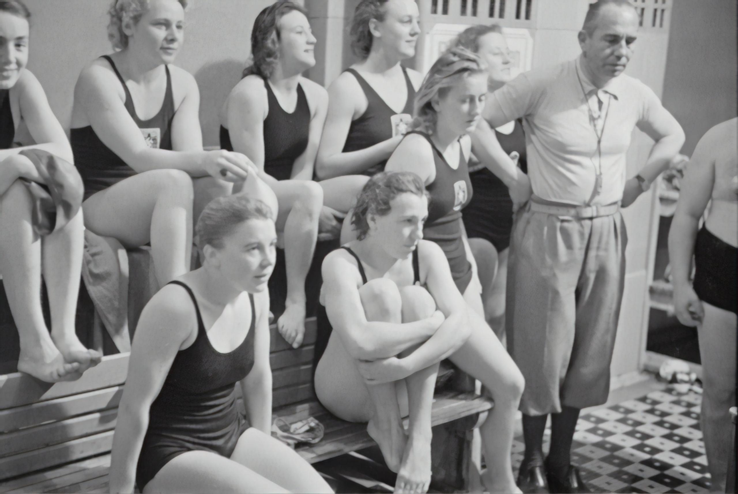 historia de la natacion sincronizada