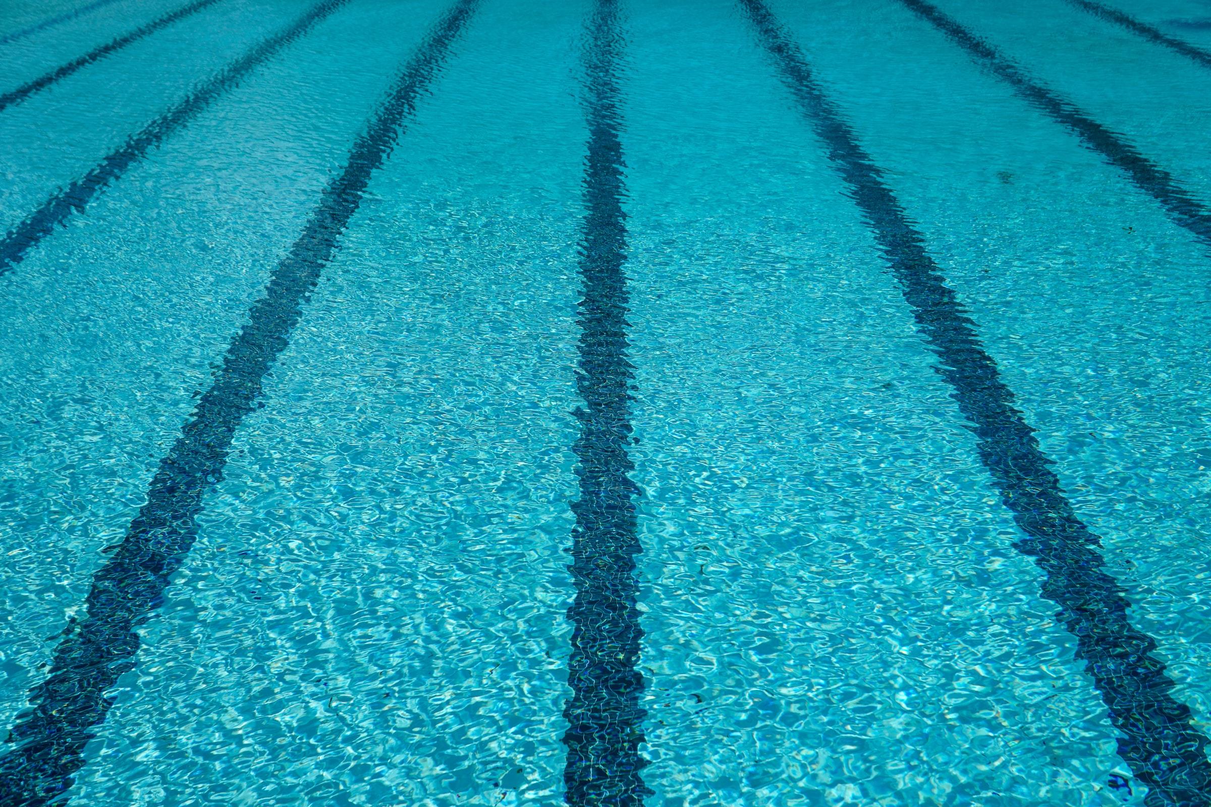 piscina natacion sincronizada