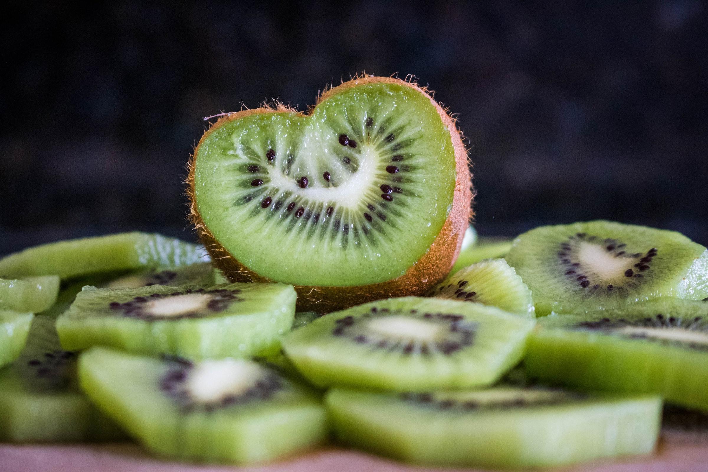 kiwi en forma de corazon