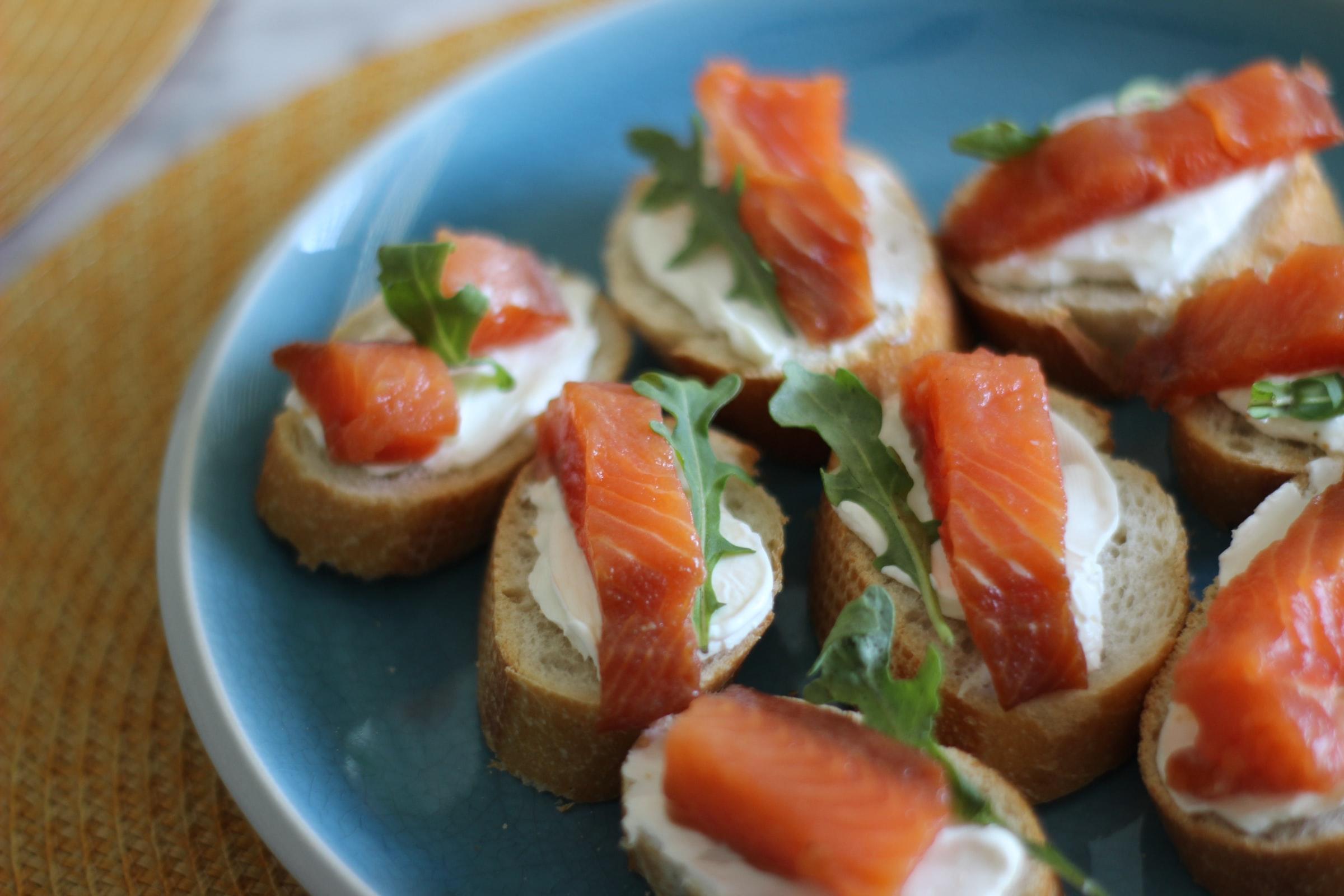 canapes de salmon para san valentin