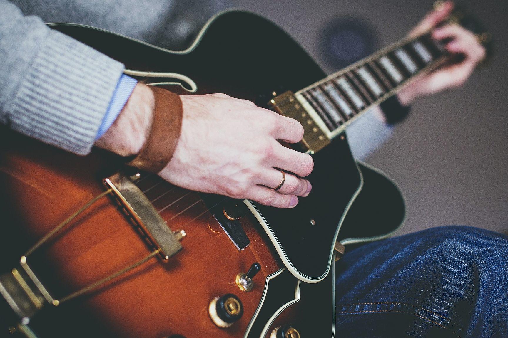 Academias de bajo en Granada