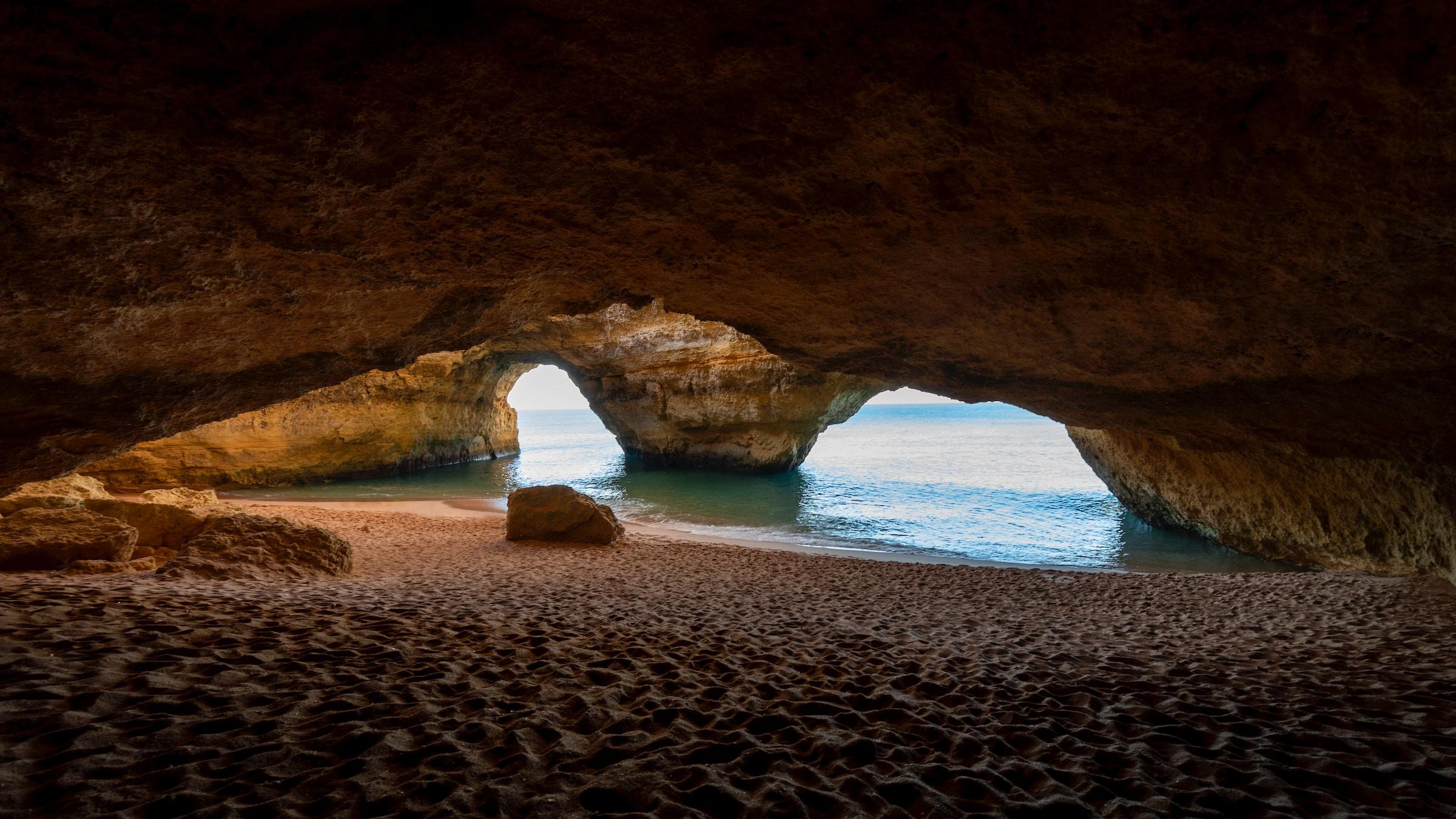 cueva de benagil portugal