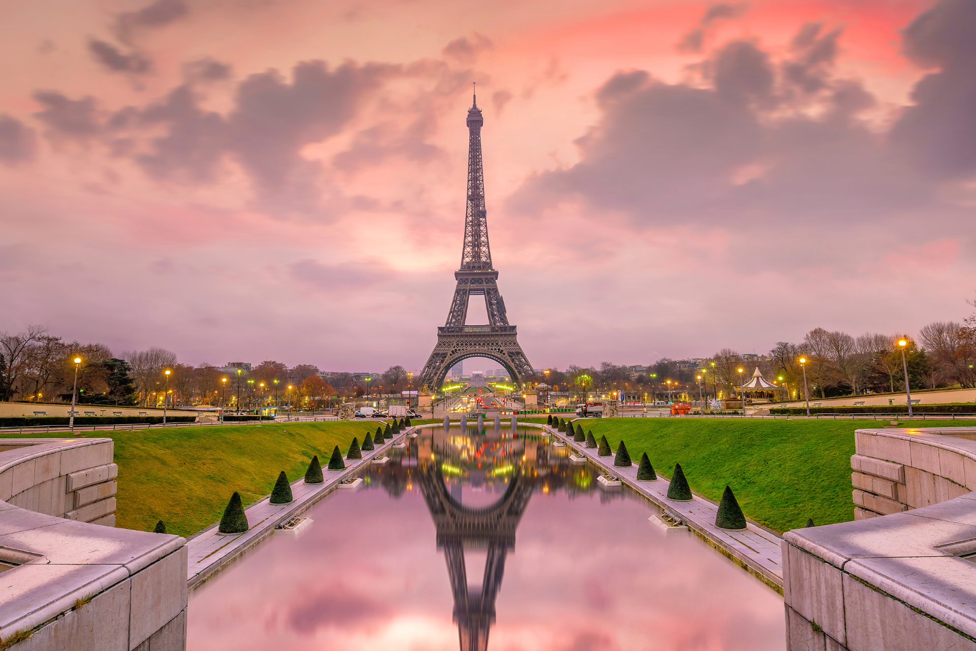 atardecer en torre eiffel