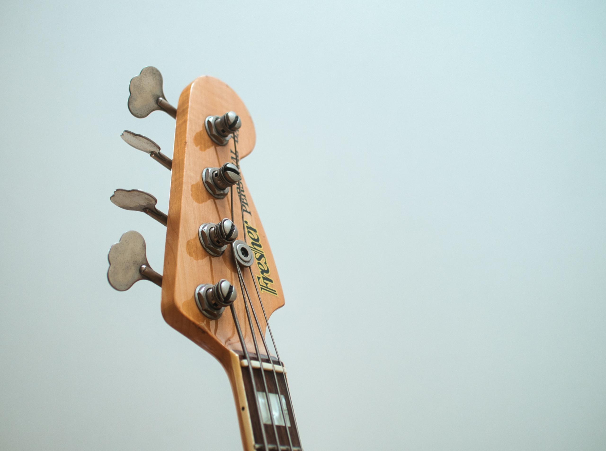 cabeza del bajo electrico
