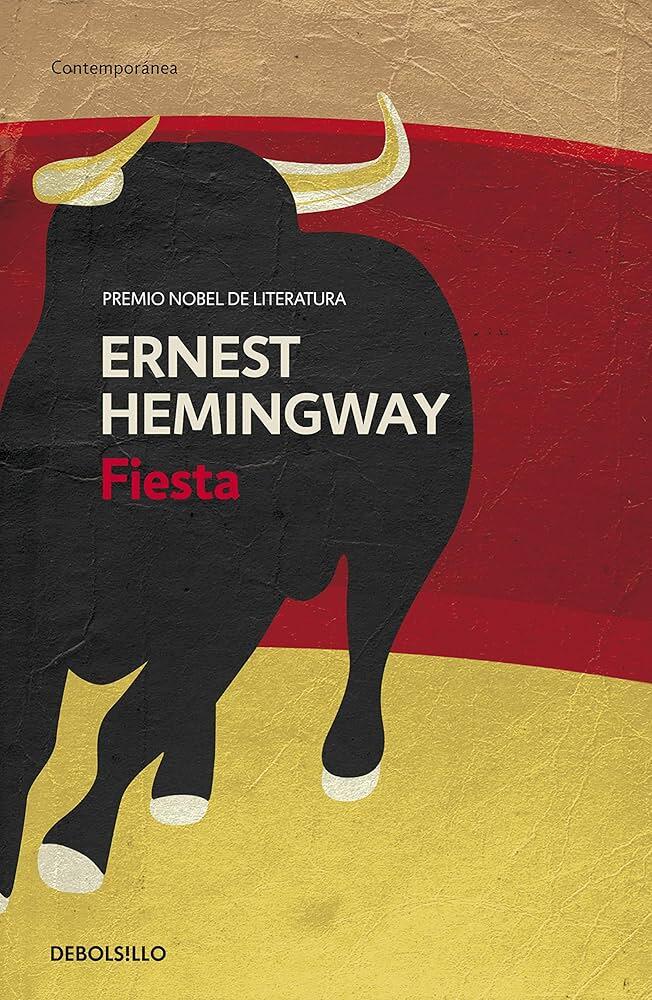 La llamativa portada de «Fiesta», de Ernest Hemingway, presenta un toro negro estilizado sobre un fondo texturizado rojo y amarillo. El texto destaca el reconocimiento del Premio Nobel.