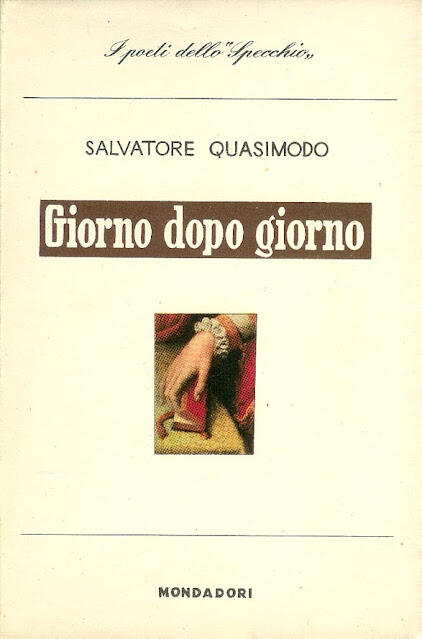 Portada de «Giorno dopo giorno», de Salvatore Quasimodo. Muestra una mano con una pulsera sosteniendo un libro rojo, sobre un fondo color crema con un elegante texto.