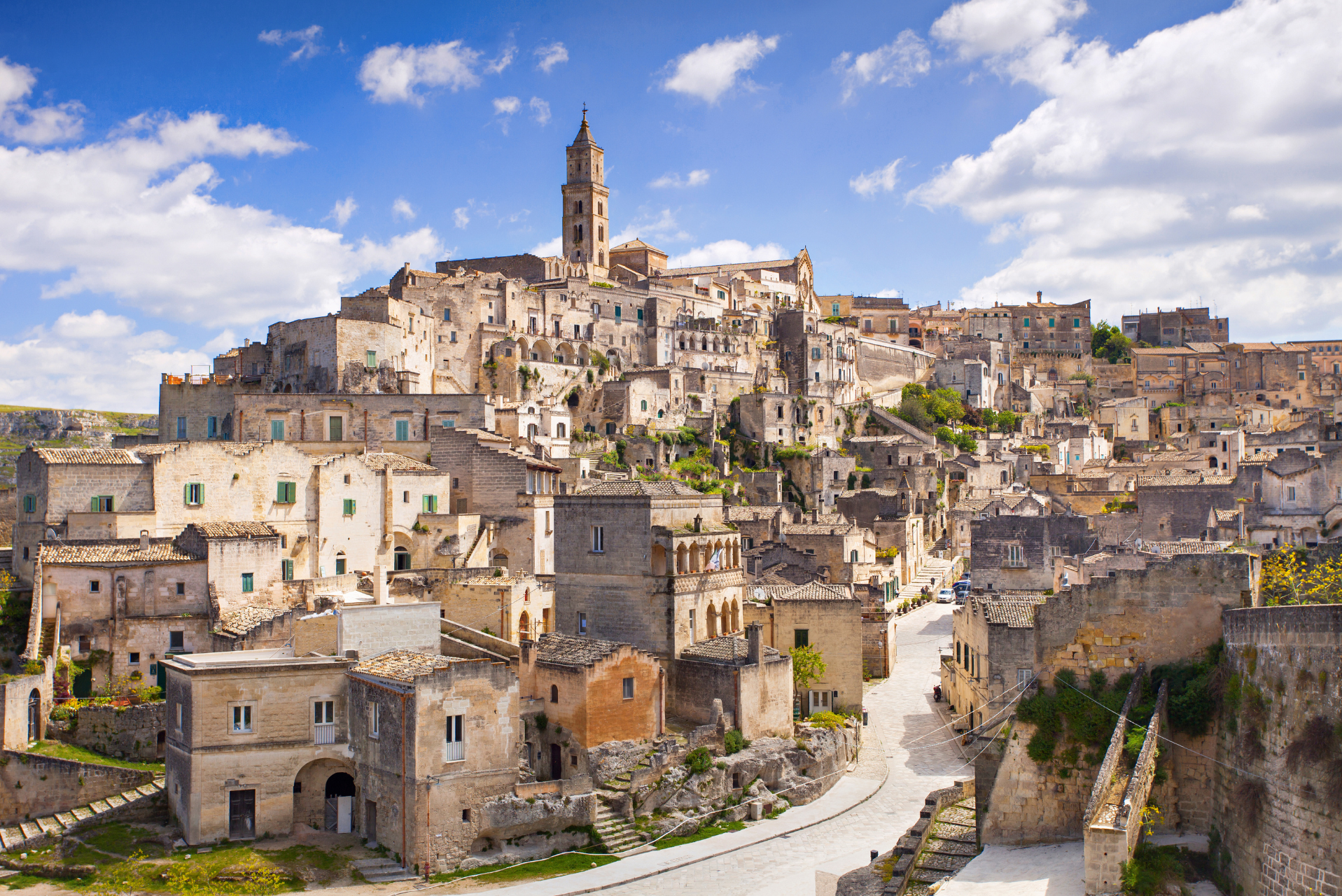 vista panorámica del distrito Sassi en Matera