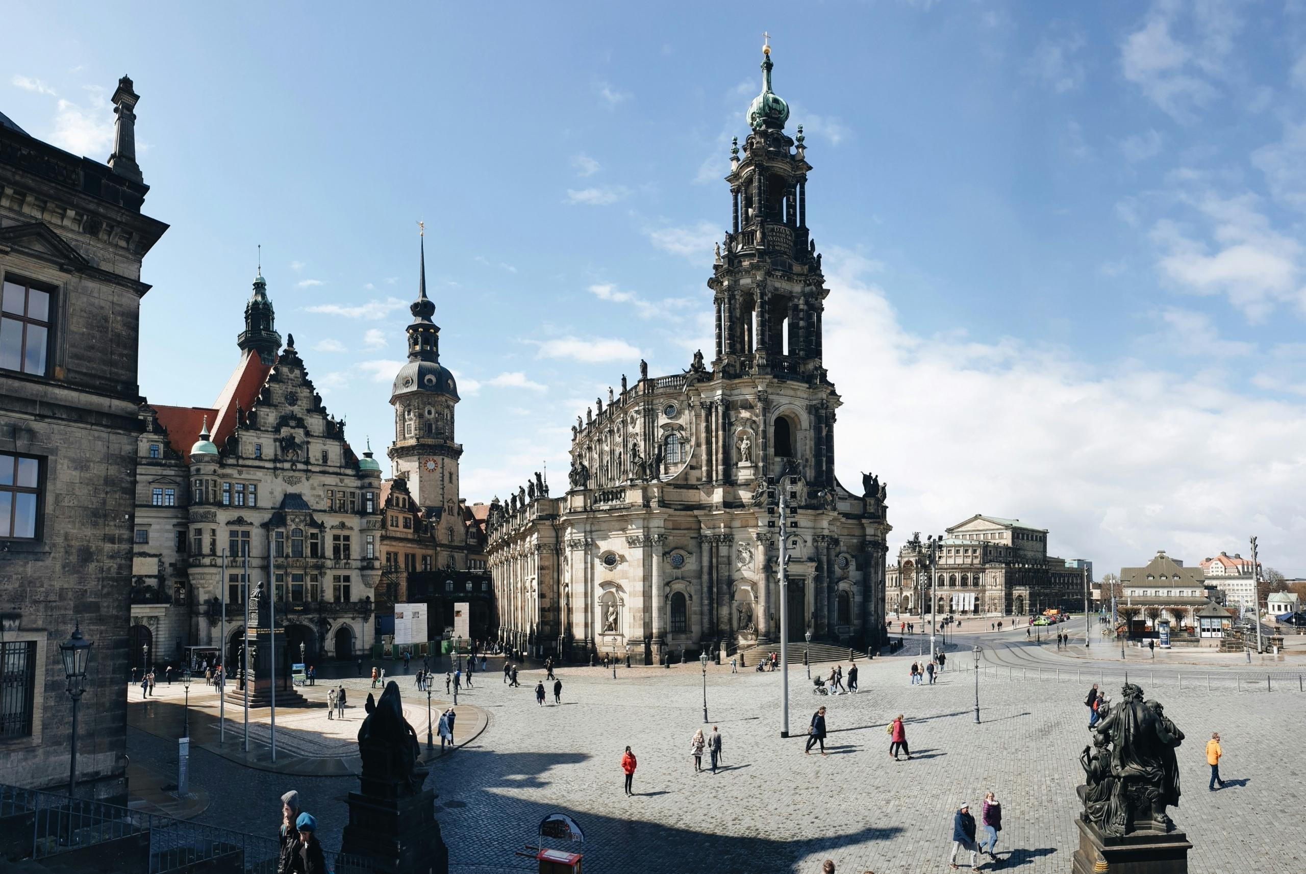 iglesia en Dresde capital de Sajonia alemania 