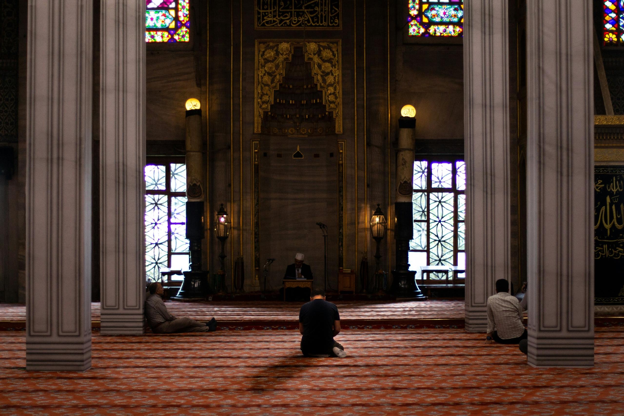 El libro sagrado en el Islam es el Corán.
