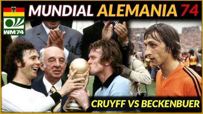 Imagen del Mundial de 1974 en la que se ve a un jugador eufórico besando el trofeo, rodeado de árbitros que aplauden. El texto reza: «MUNDIAL ALEMANIA 74» y «CRUYFF VS BECKENBUER».