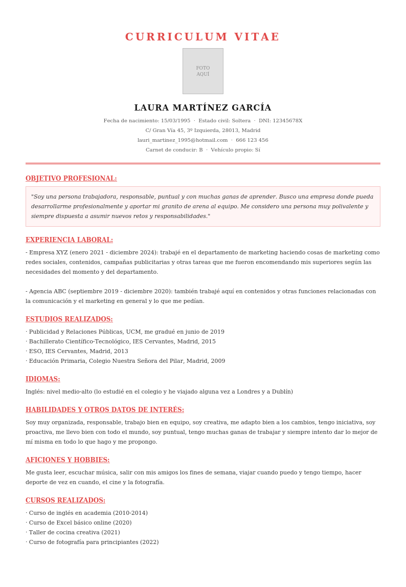 ejemplo de Currículum vítae una profesional del marketing, en el que se detallan su experiencia, formación, conocimientos lingüísticos, aficiones y cursos realizados, todo ello en español.