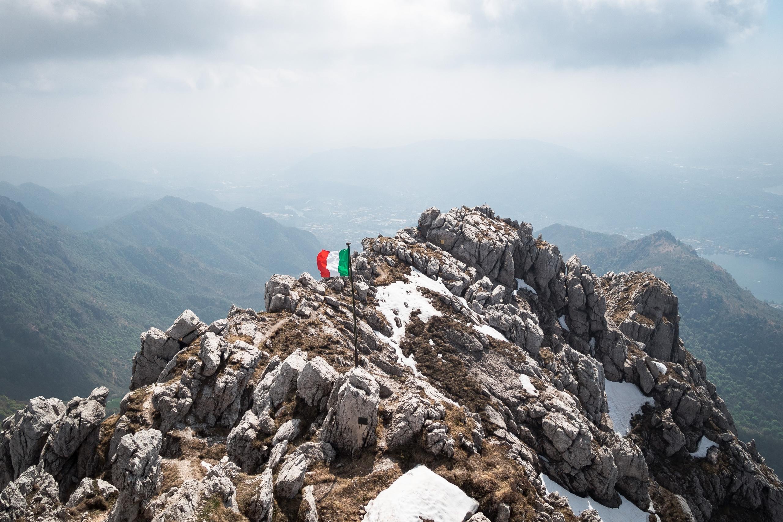 Monte Resegonen vuorenhuippu Italiassa
