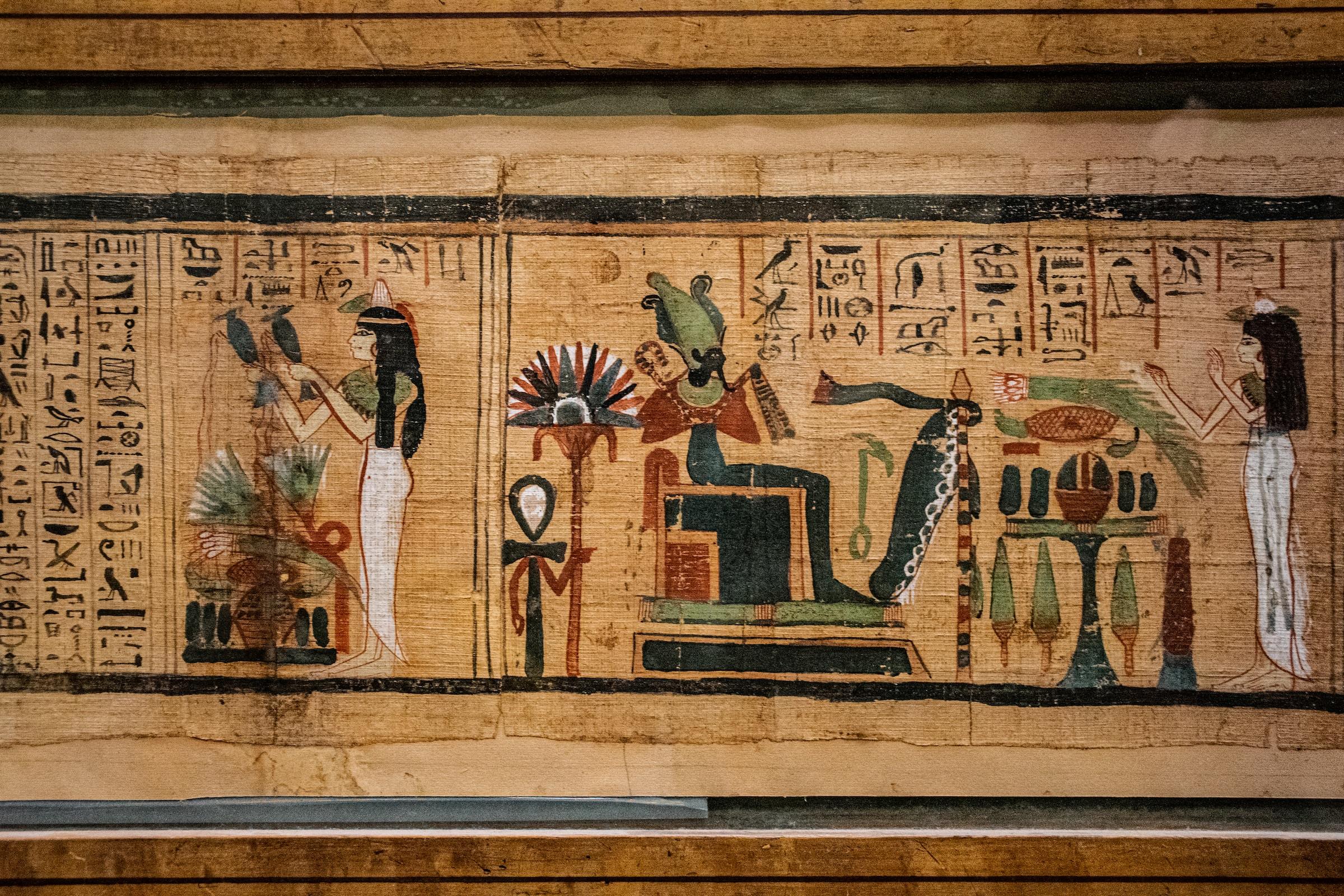 Egyptin kirjoitusta hieroglyfeillä