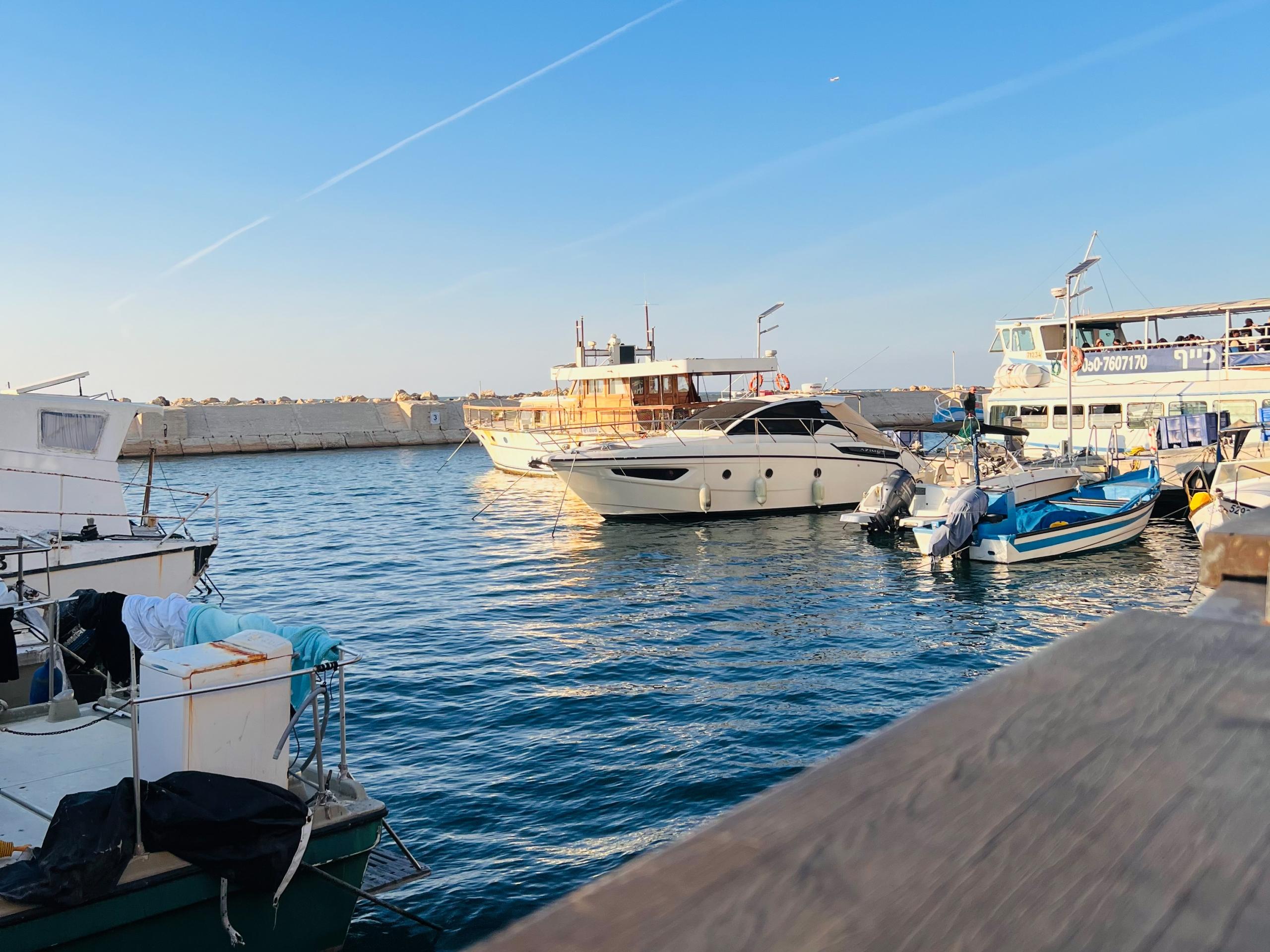 Satama Israelin Tel Avivissa