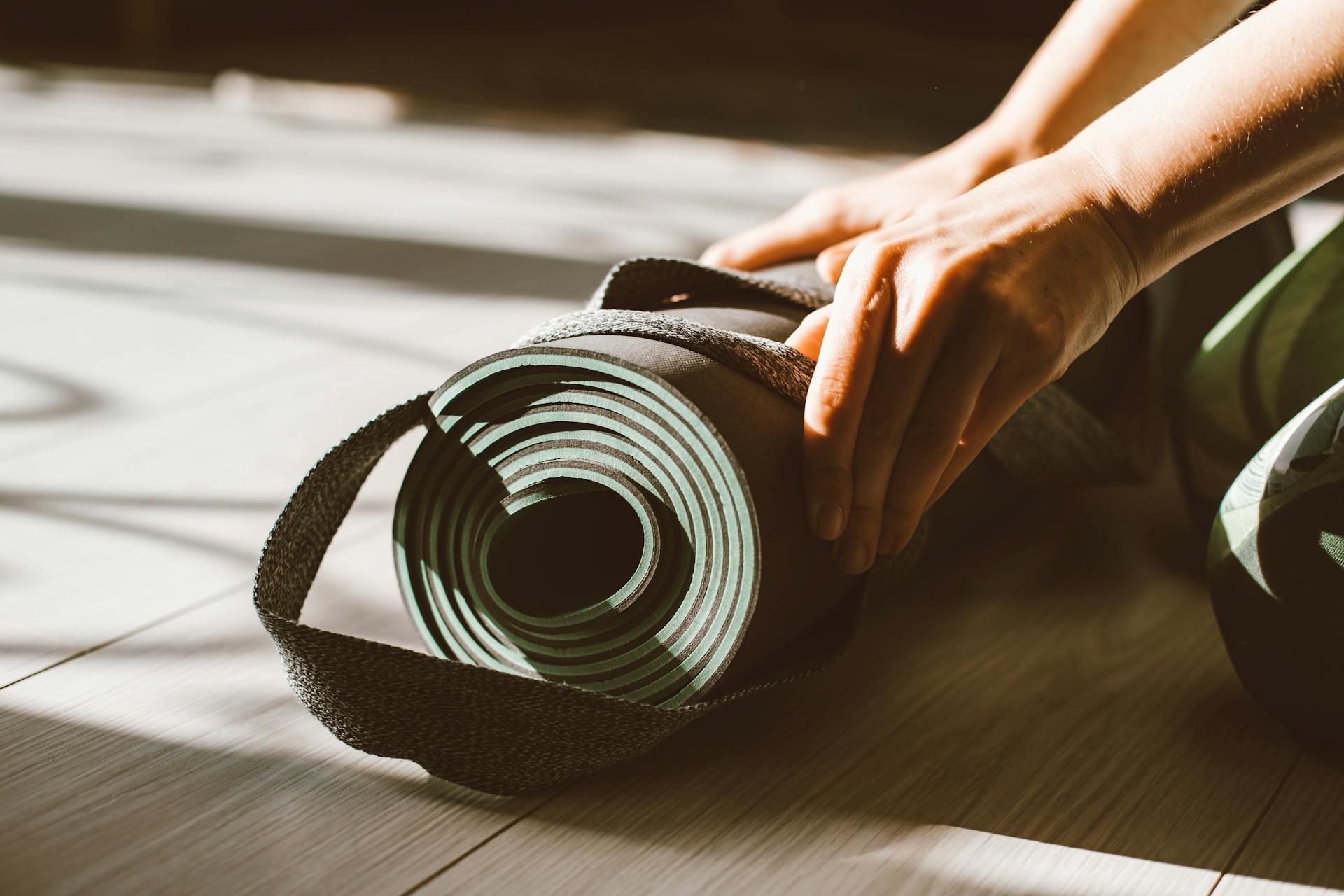 Pilates-matto rullalla