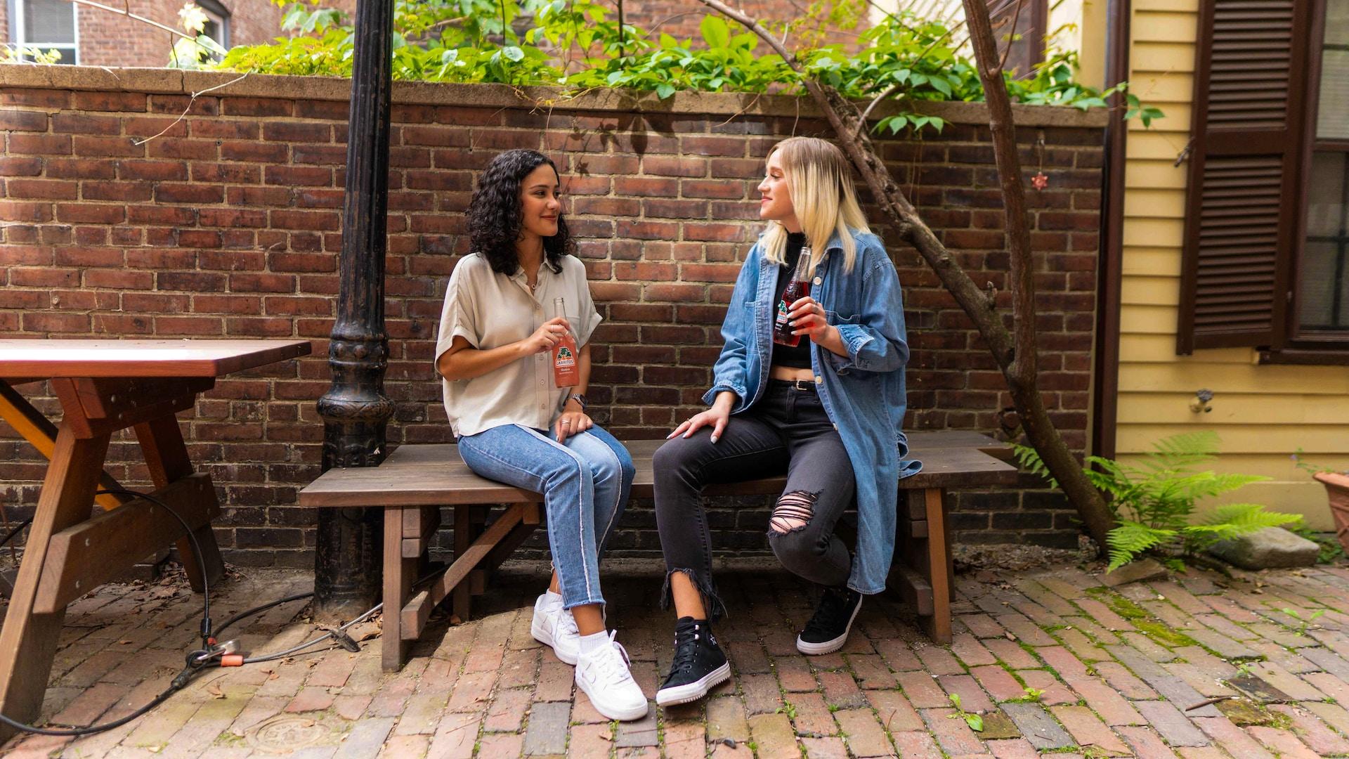 Mensen hebben conversatie