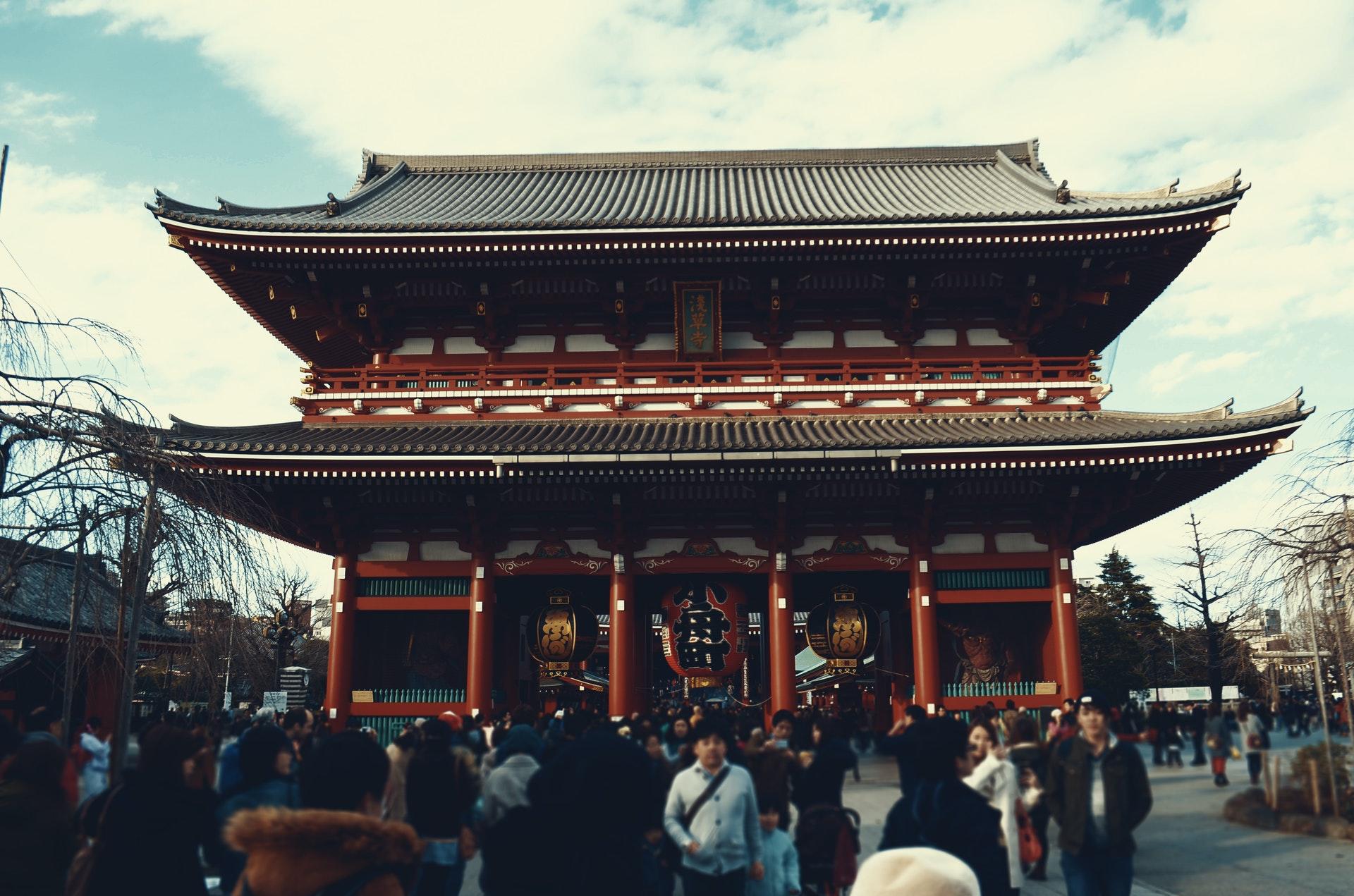 Een klassiek Japans tempel. Een voorkomend beeld op vakantie in Japan!