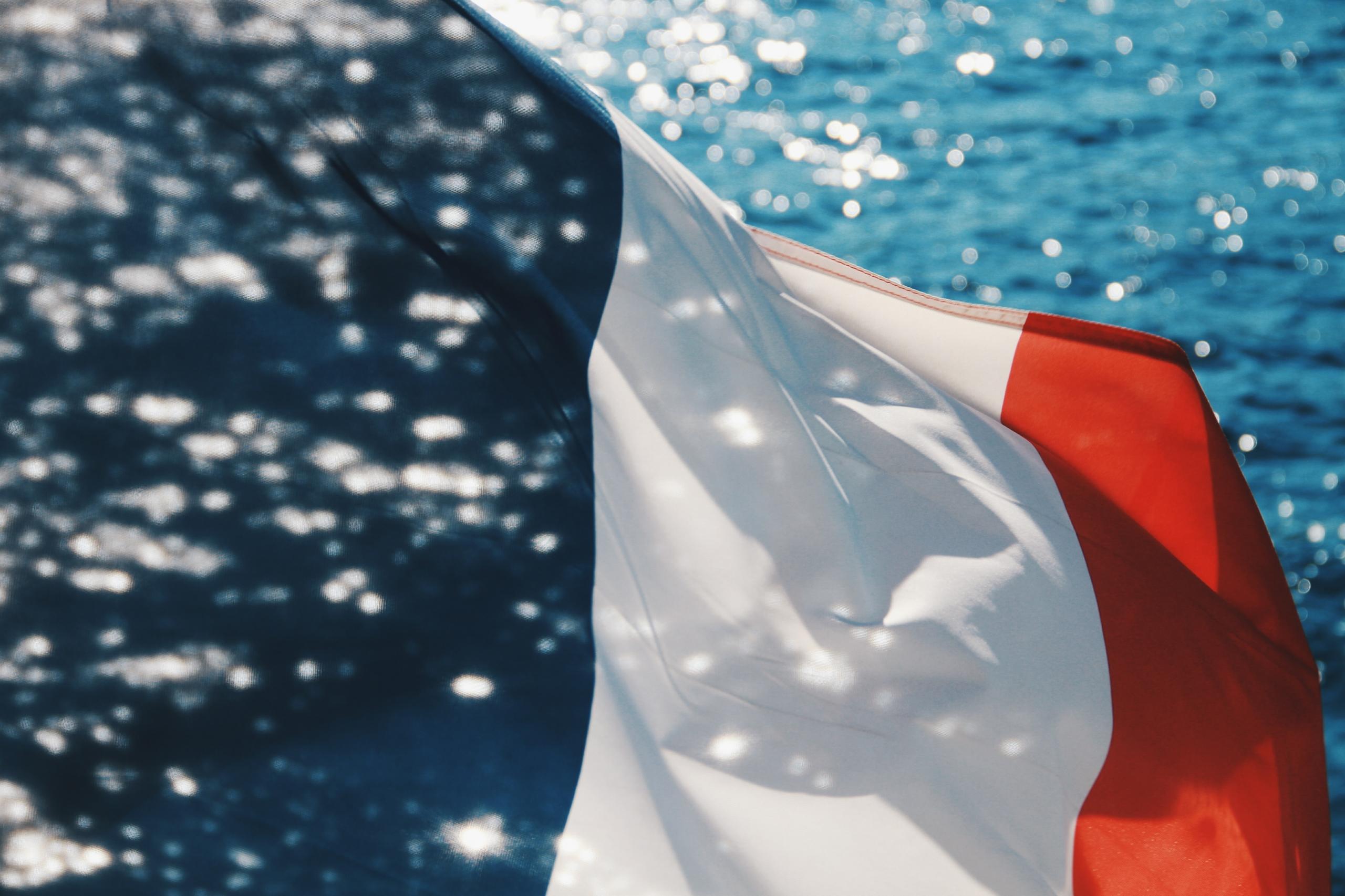Franse vlag met water