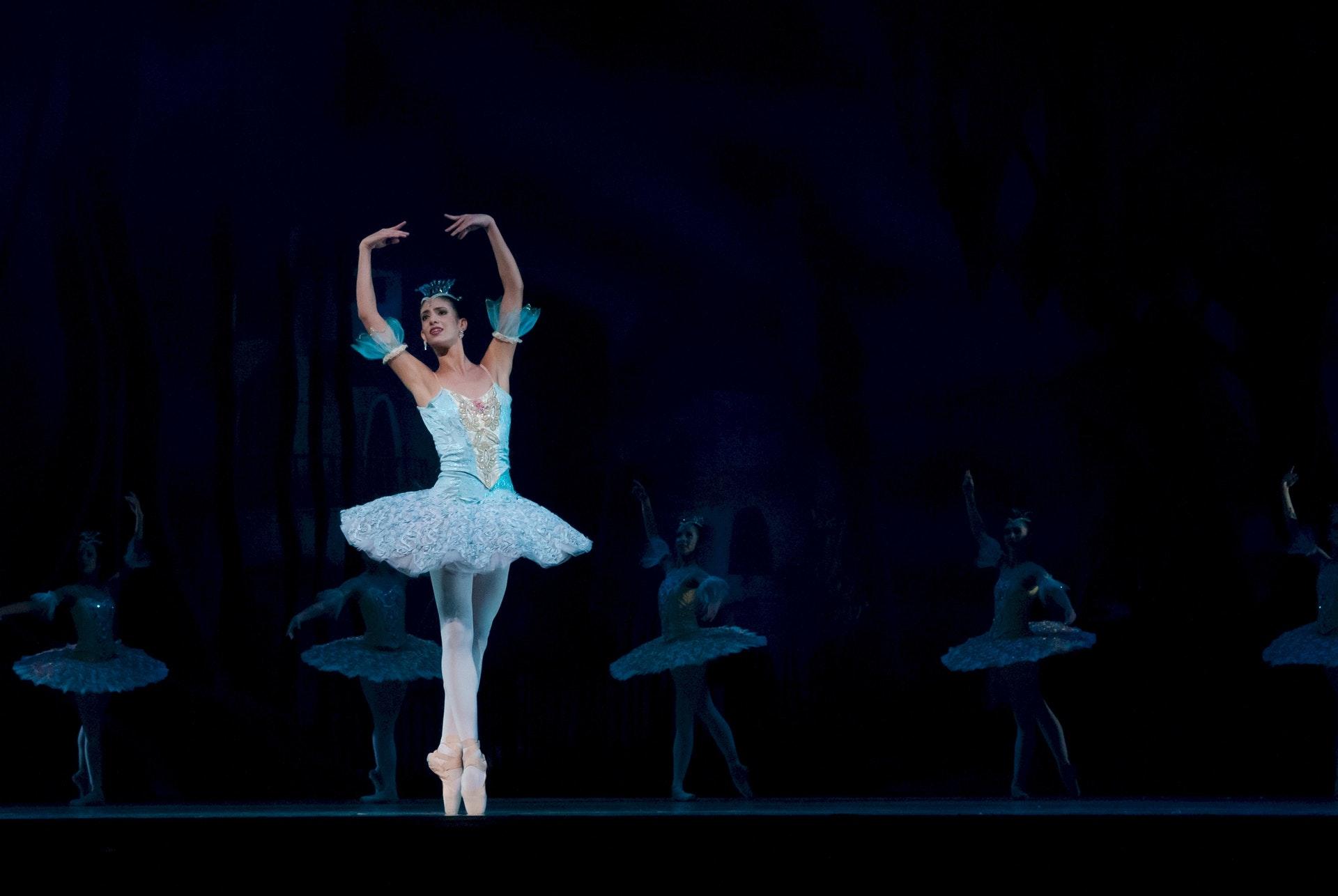 Ballerina op podium