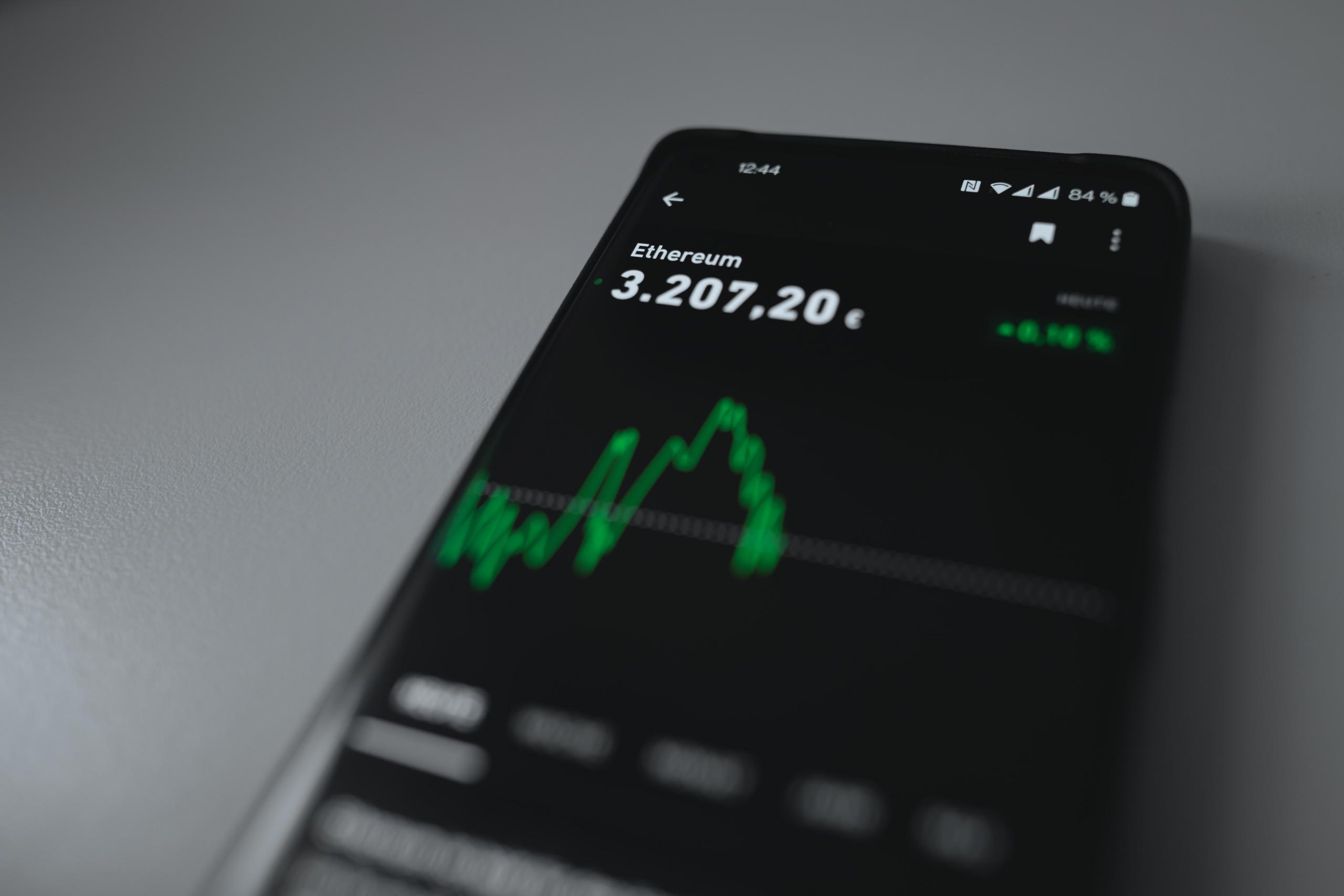 Beleggingen op telefoon in Crypto