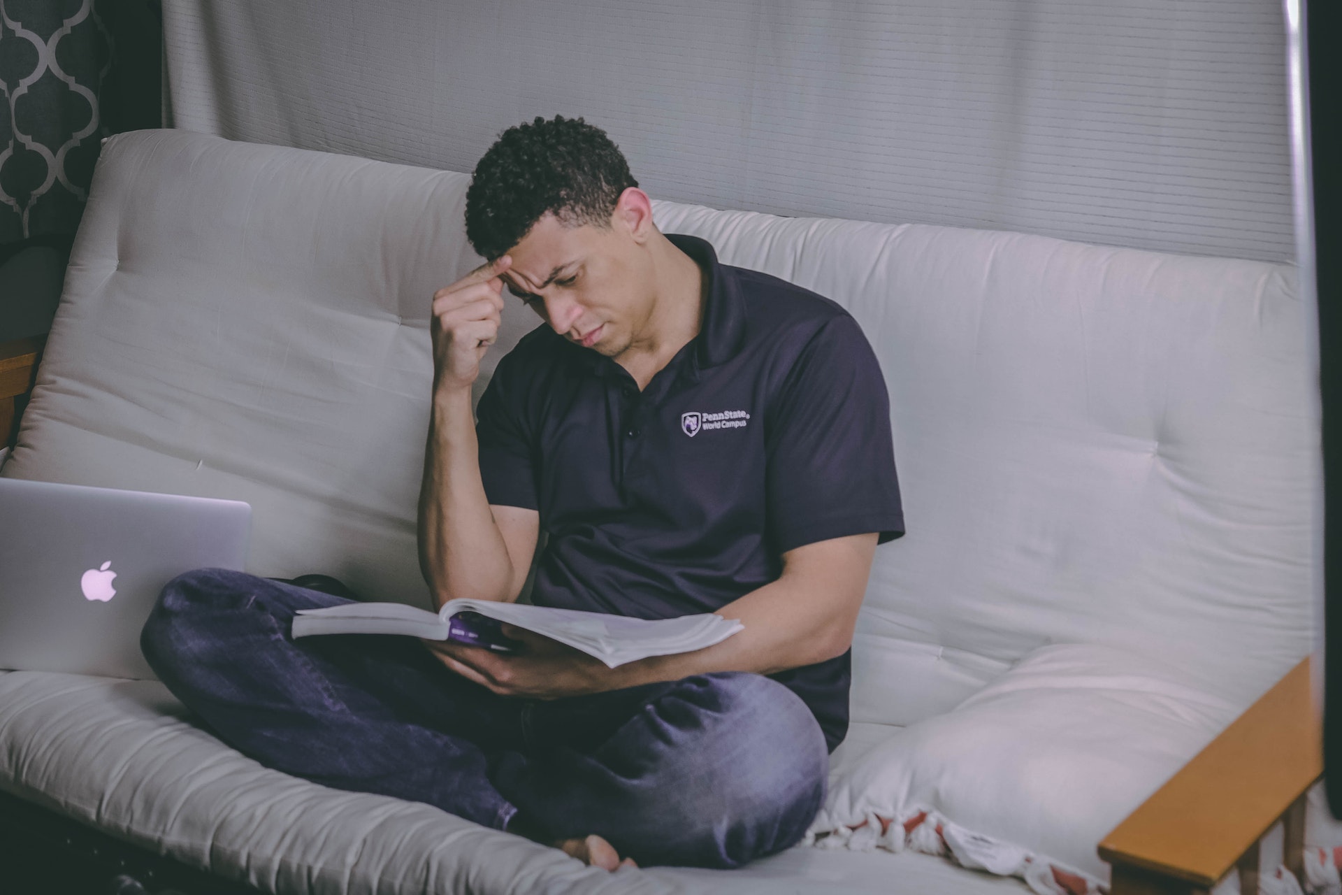 Student leert acteer technieken