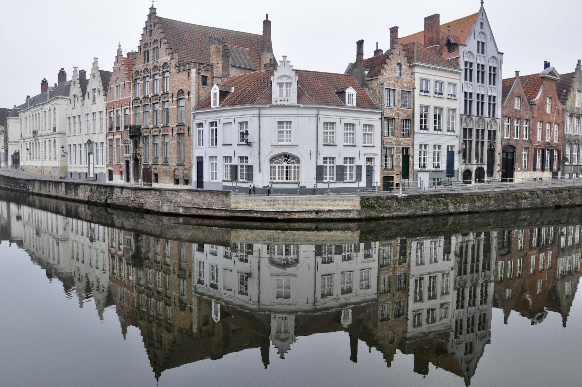 Oude Vlaamse gebouwen