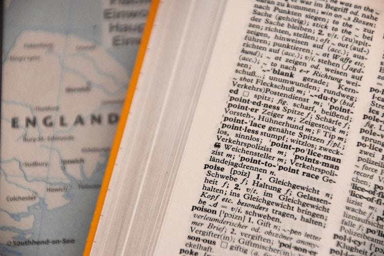 opengeslagen duitse woordenboek