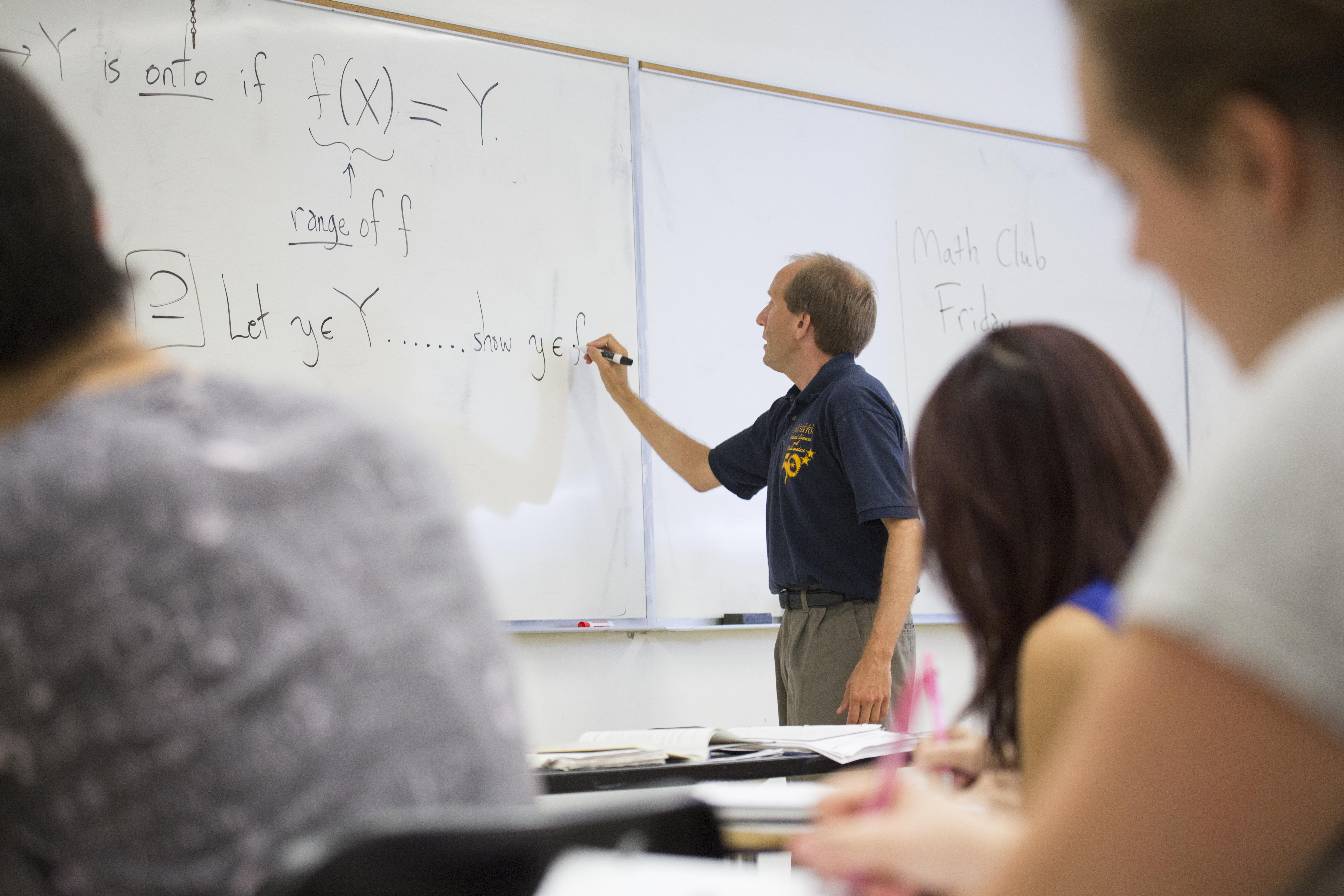 Le programme de maths au lycée.