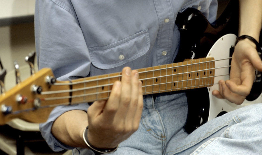 Guitare pour les gauchers, conseils et astuces de guitariste.