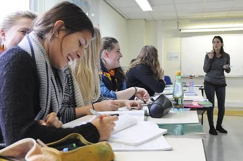 Améliorer son niveau de français langue étrangère à Marseille.