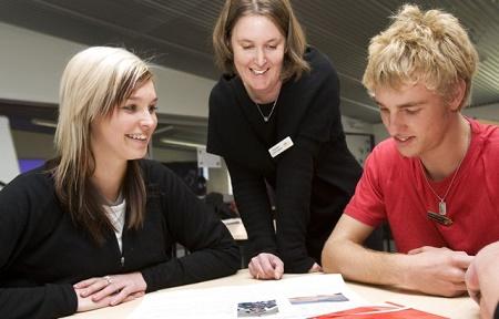 Quels bénéfices à prendre des cours particuliers d'anglais l'été ?