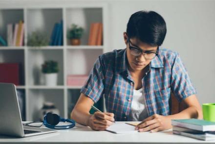 Comment travailler ses maths en ligne ?