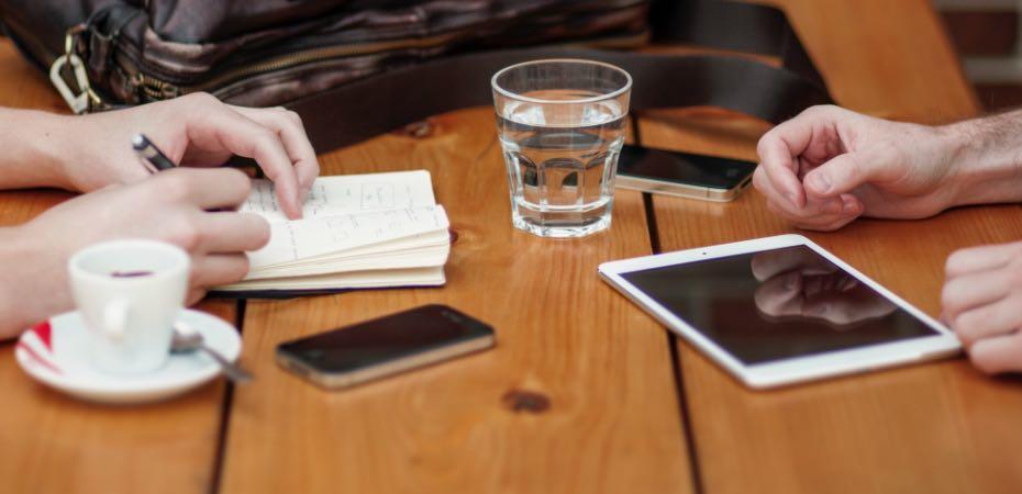 Apprendre l'espagnol avec son iPad ou son iPhone : c'est possible. Découvrez les meilleures applications pour débuter dans la langue de Cervantes.