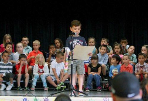 Les cours de français permettent de mettre l'élève en confiance. Et puis quoi de mieux que la langue de Molière pour exprimer ses émotions.